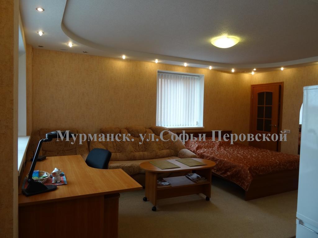 Apartment On Sofi Perovskoy 21 Мурманск Екстериор снимка