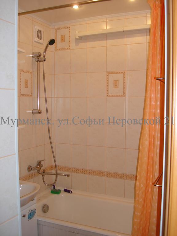 Apartment On Sofi Perovskoy 21 Мурманск Екстериор снимка